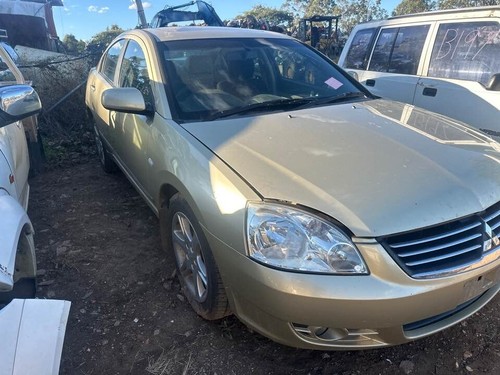 2005 Mitsubishi Lx380 Front Left Passenger Door Trim 05-07 Series I #B271 - Picture 7 of 12
