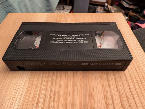 The Lord Of The Rings Fellowship Ring 2001 FYC Screener VHS - Picture 3 of 6