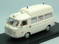 Fiat 238 Ambulanz Hochdach 1970 1:43 Modell Rio
