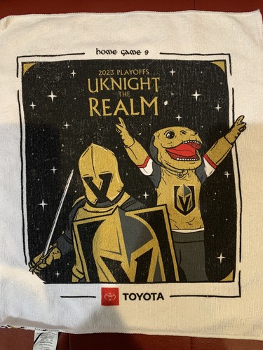 SELTENER FEHLER! VEGAS GOLDEN KNIGHTS UKNIGHT THE REALM SPIEL 27.05.23 HANDTUCH FEHLDRUCK - Bild 1 von 3