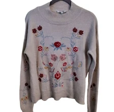 Wyld Heart Embroidered Mock Neck Sweater Size L