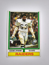 1974 Topps Eugene Upshaw #65