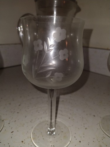Vintage Elegant Polished Cut Floral Water Wine Goblets Set of 6 Matching Pitcher - Picture 2 of 6