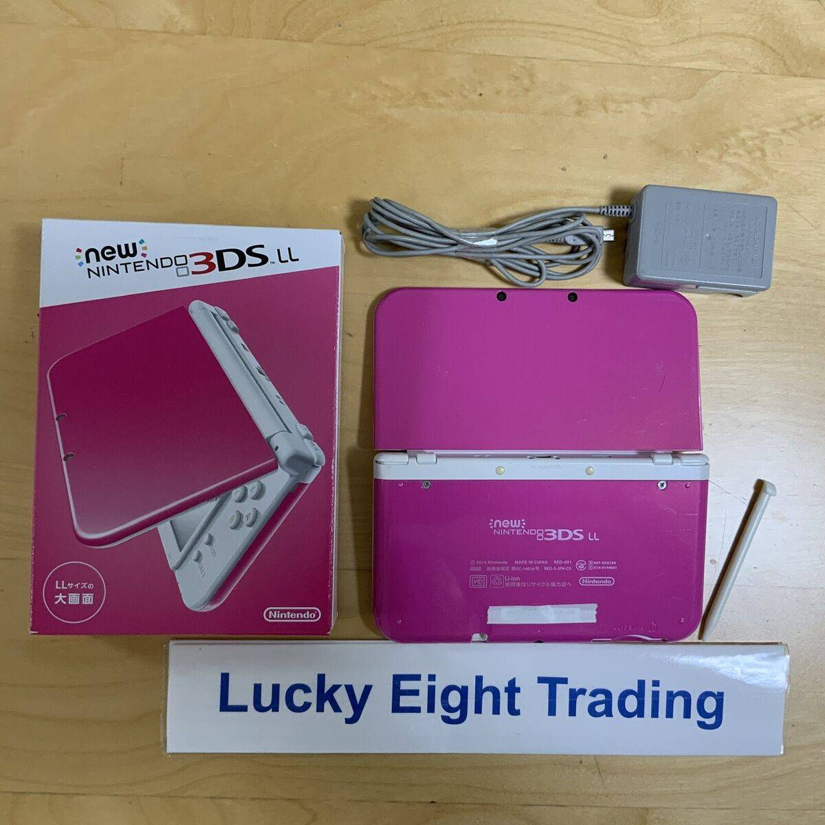 New Nintendo 3DS XL LL Pink White Console Charger Box New Nintendo 3DS XL LL Pink White Console Charger Box