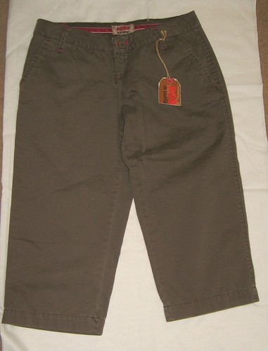 Nobo No Boundaries Girl's Button Capri Pants, Size 5 Juniors - Picture 2 of 3