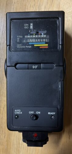 Achiever Auto Thyristor 260T Camera Flash w/Case Shoe Mount Tested - Picture 2 of 4