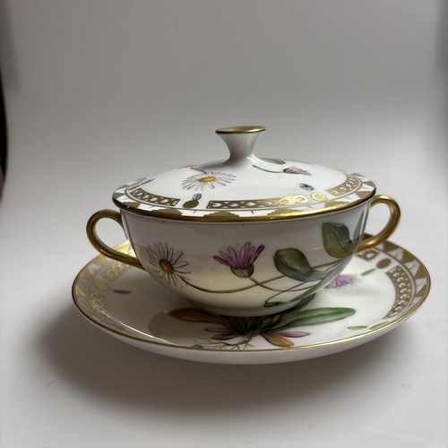 2510007 Bing & Grondahl Bouillon Cup mit Untertasse und Deckel viel Gold No 247 - Bild 2 von 15