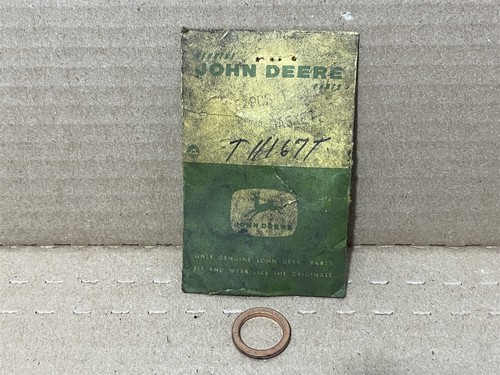 John Deere Original Equipment # T11167 WASHER