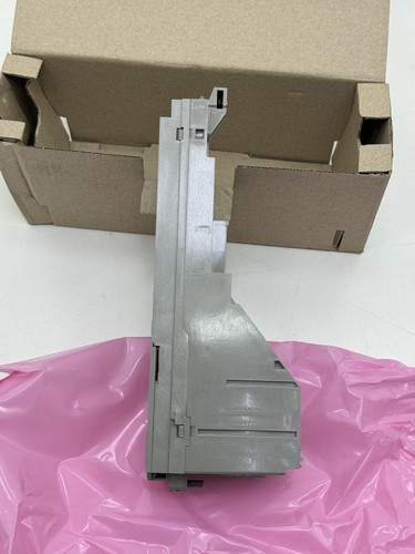 SCHNEIDER ELECTRIC 47059 CONTROL UNIT MICROLOGIC 6.0P FR MASTERPACT NW/NT - Picture 8 of 13