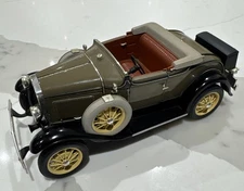 Motor City Classics Ford Model "A" 1931 Diecast Model Car Missing Windscreen 