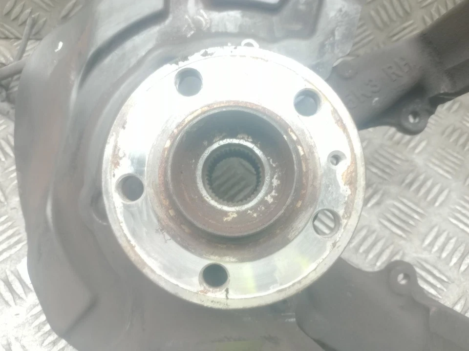 Buje delantero derecho Skoda Kamiq 1.0 gasolina 2Q0407256k MK1 2019-2025 Foto 4 de 4