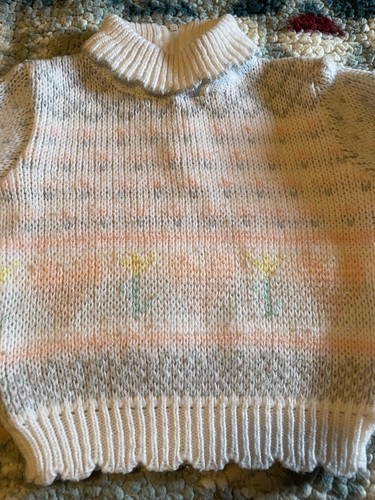 VTG Toddler Girls Sweater Flowers Hearts Scalloped Collar White Pink Size 2T - Picture 4 of 10