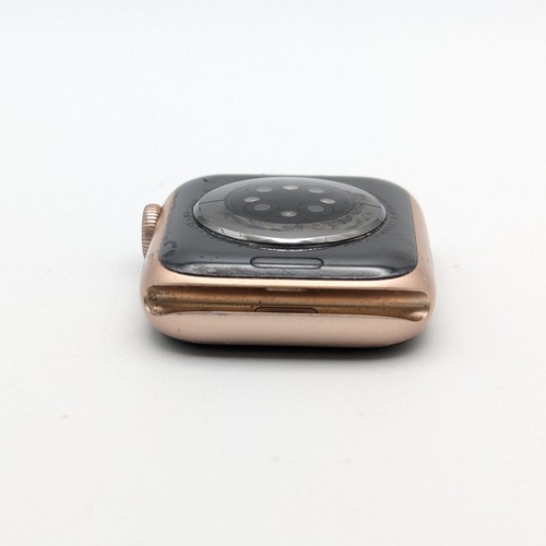 Apple Watch Series 6 40mm A2293 W dobrym stanie | Aluminium, BEZ OPASEK | GPS + LTE - Zdjęcie 4 z 7