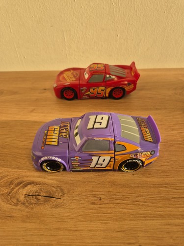 Disney Cars Cars 3 Race and Reck Bobby Swift and Lightning McQueen - Picture 3 of 10