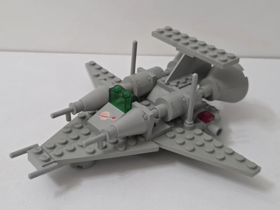 VINTAGE LEGO SPACE 6861 X-1 PATROL CRAFT 100% PARTS COMPLETE w MANUAL VGUC! - Image 2 of 4