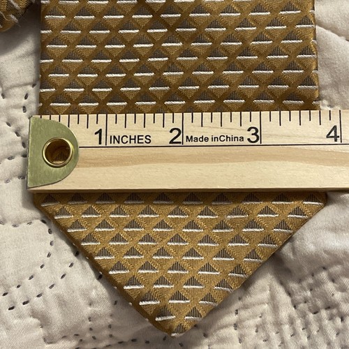 Calvin Klein Men's Silk Tie 60” X 4" Gold With Gray & Silver Triangles Geometric - Picture 7 of 8