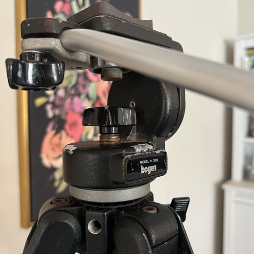 Bogen 6’ Ft Professional Tripod w/ 3126 Head Made in Italy - Picture 16 of 17