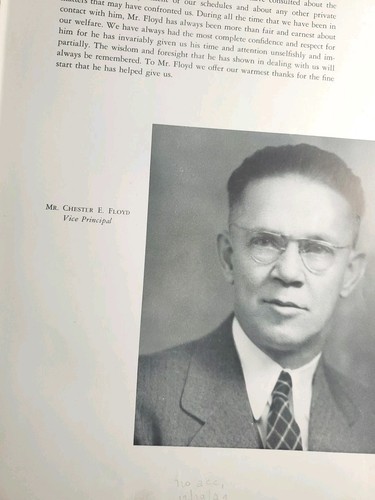 Anuario de escuela secundaria Danbury CT 1942 Connecticut DHS tiempos de guerra - Imagen 7 de 24