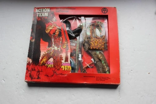 GI JOE  ACTION TEAM SUPER RARE   " INDIAN    " SUPER  RARE  BOXED SET  !