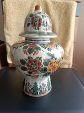 Vintage Delft Deckel-Vase, polychrom handgemalt, ca. 32 cm.