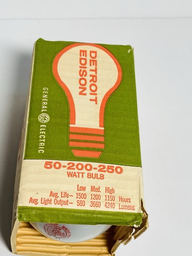 Detroit Edison GE Soft White - 3 Way - Light Bulb - 50/200/250 - Picture 2 of 6