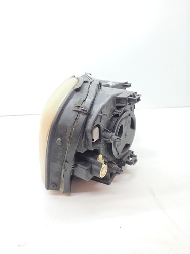 VOLVO XC90LH HALOGEN HEADLIGHT (UK PASSENGER SIDE) 30744011, 89900296 03-08 - Picture 11 of 13