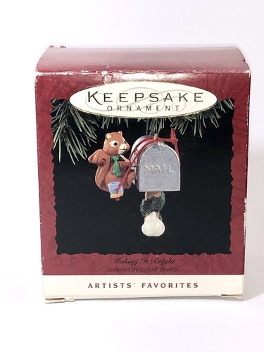 Hallmark Andenken Ornament 1994 "Making It Bright" Eichhörnchen auf Briefkasten Gemälde - Bild 2 von 9