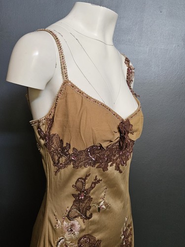đŸ’¥STUNNING MANDALAY Y2K Evening COCKTAIL DRESS Julian Joyce Embellished CAP 8 - Picture 10 of 17