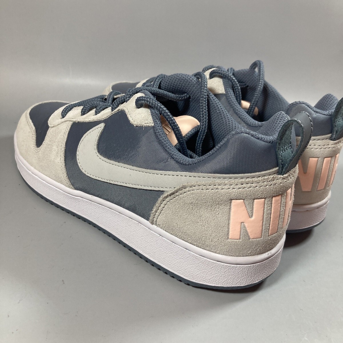 W nike court borough low prem cheap