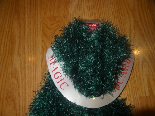 Tru-Fit Magic Scarf **Green** Catch the Feeling **NEW** - Picture 2 of 3