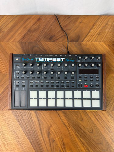 Dave Smith Instruments Tempest Synthesizer Drum Machine - Zdjęcie 7 z 15