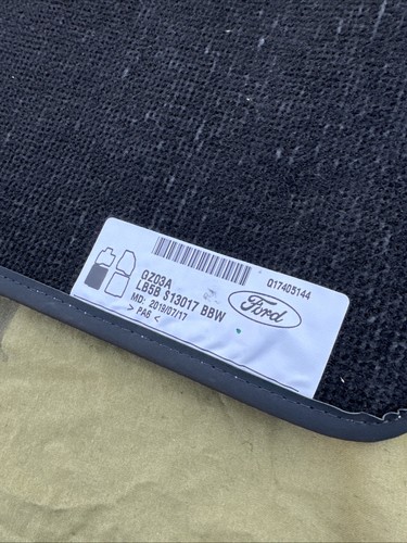 2020-2022 Ford Explorer Platinum Floor Mat LB5BS13017BBW rear Mat Set Platinum - Picture 17 of 20