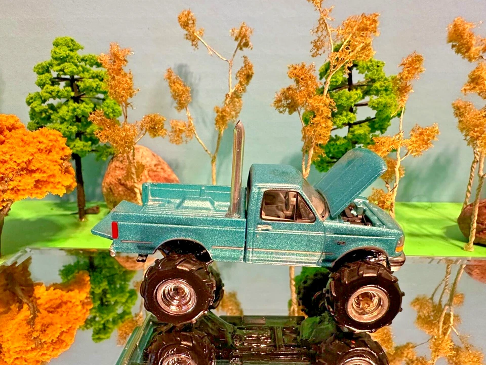 Custom Lifted, Ford F150, Beautiful Calypso Green, Ford 1995 Muffler G5 Lift Kit - Image 3 of 4