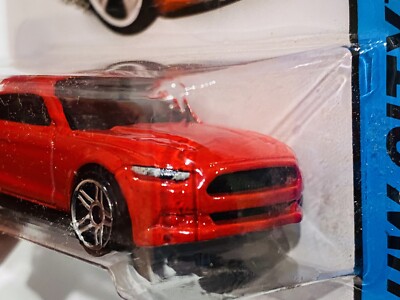 絶版品 Hot Wheels ‘15 FORD MUSTANG GT CFJ48 Amazon.com: Hot Wheels '15 Ford Mustang GT : Arts, Crafts