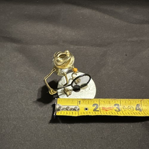 Vtg 2000 Arthur Ward Tennis Player Frog Sculpture Nuts & Bolts Sports Ball - Picture 3 of 7