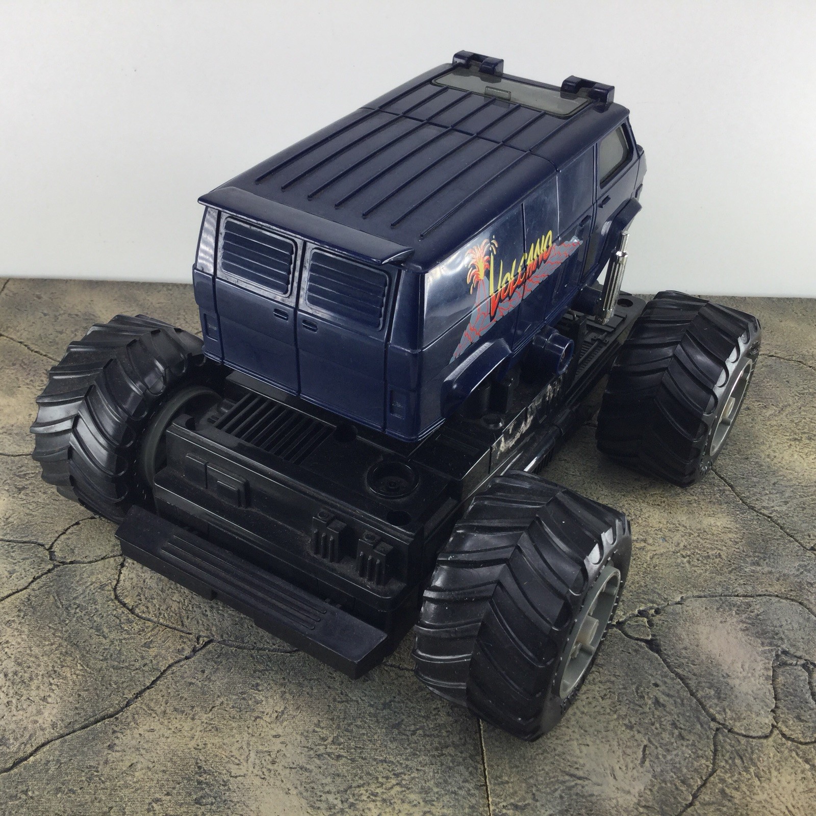 Kenner MASK Volcano Action Figure & Vehicle Playset 100% 100% 100% Complete 80s Retro c62a35 Kenner MASK Volcano Action Figure & Vehicle Playset 100% 100% 100% Complete 80s Retro c62a35