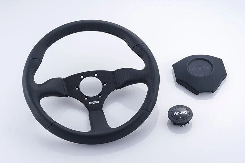 Nismo Momo Super 102 ステアリング Nismo Momo Super 102 ステアリング - メルカリ