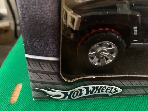 Hot Wheels 1/18 Hummer H3T Concept Exclusive Vehicle Metal #2 B471 - Picture 9 of 18