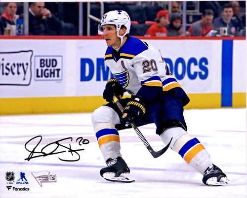 Alexander Steen St. Louis Blues Signed 8" x 10" White Jersey Skating Photo - Picture 1 of 1