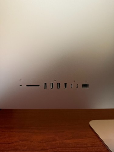Apple iMac 27in Retina 5K Display (8TB SSD, Intel Core i9 . 3.6 GHz) + Bundle - Bild 13 von 15