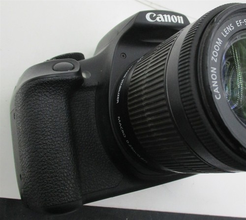 Canon EOS Rebel T6 Digital SLR with EF-S 18-55mm IS STM Lens - Picture 2 of 7
