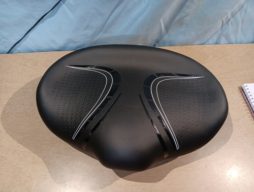 Bluewind Noseless Oversized Bike Seat, Wide Bicycle Saddle