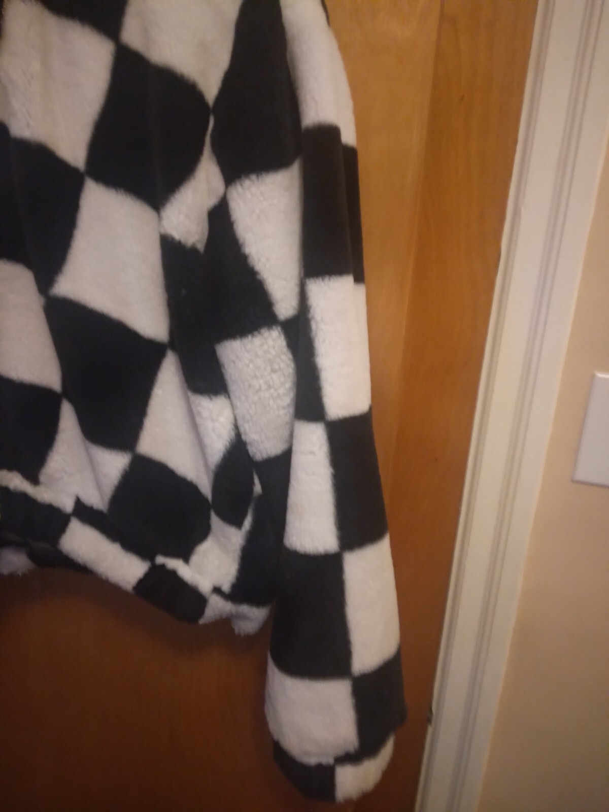 Picture 3 of 6