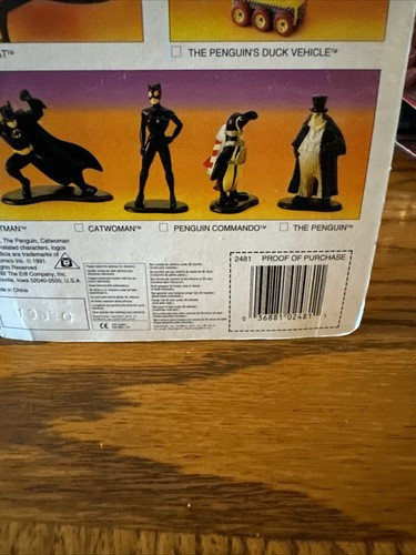 Batman Returns VINTAGE 1992 Ertl Action Stance Druckguss #2481, neu in Verpackung - Bild 7 von 9