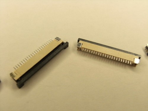 Paquete de 5x Cable Plano Flexible FFC Toma de Cajón Puerto SMD - 1,0 mm Pitch UPLINK - Imagen 114 de 152