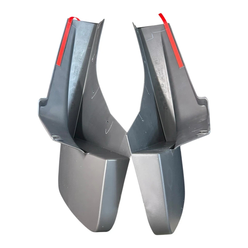 2014-2019 Chevrolet Silverado Front Molded Splash Guards 19435496 Black Grained Foto 3 de 4