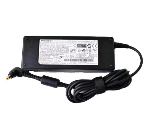 Original Panasonic CF-AA5713A MY Ladegerät - Bild 1 von 3