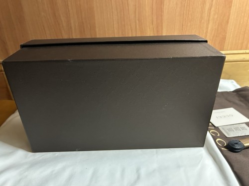 Caja de zapatos vacía marrón Gucci con cordones y bolsa antipolvo - Imagen 8 de 8