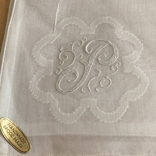 FOUR Swiss Brode Main Hankies Hand Embroidered Monogrammed “P” Unused 1970s - Picture 3 of 15