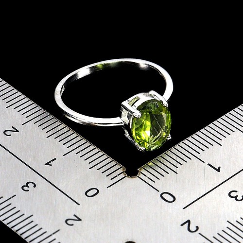 925 Sterling Silver Ring Oval Peridot 9x7mm Natural Gemstone Jewelry Size 6.5 - Picture 3 of 14
